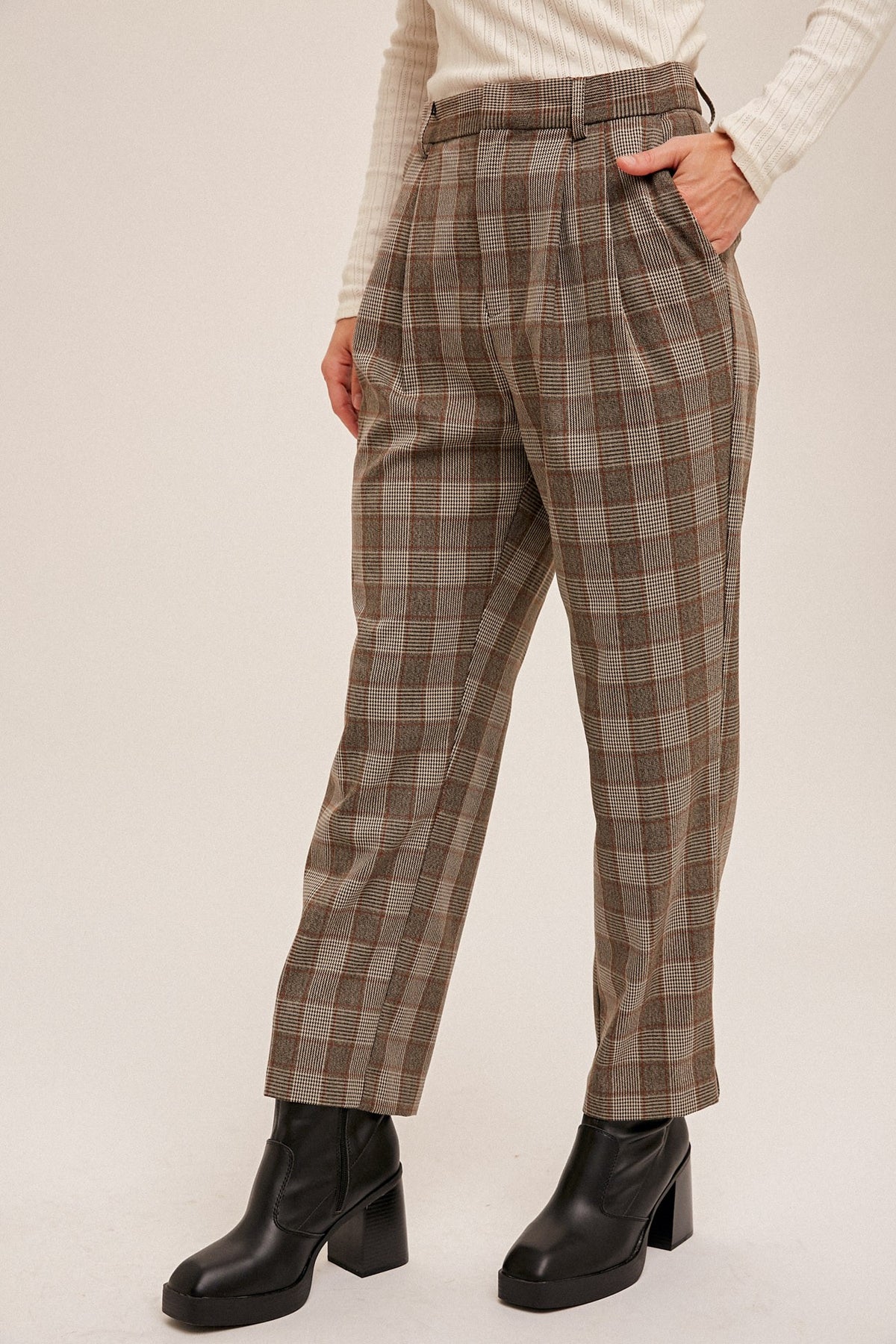 The Plaid Pant – MILL + GRAY