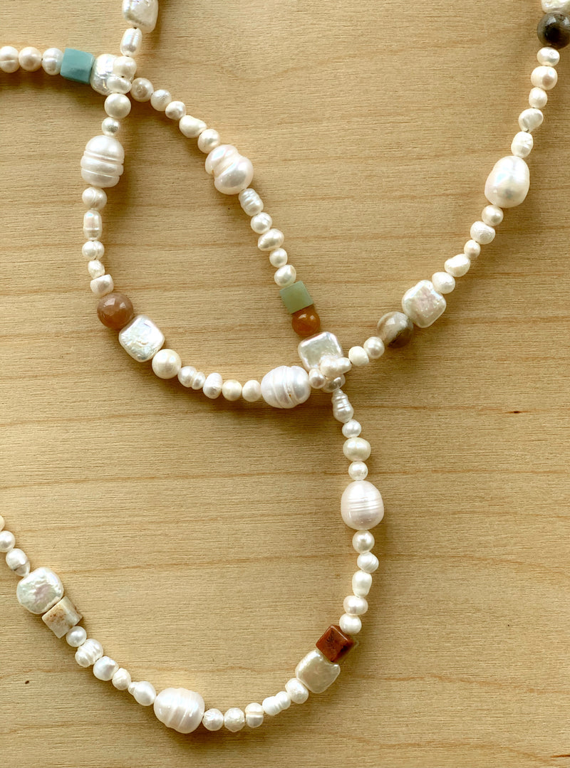 The Sand and Stone Necklace