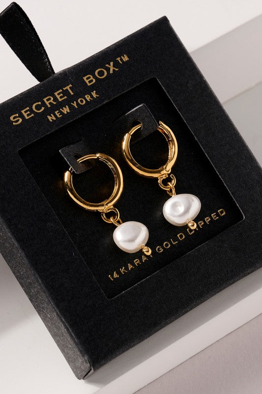 The Pearl Earrings